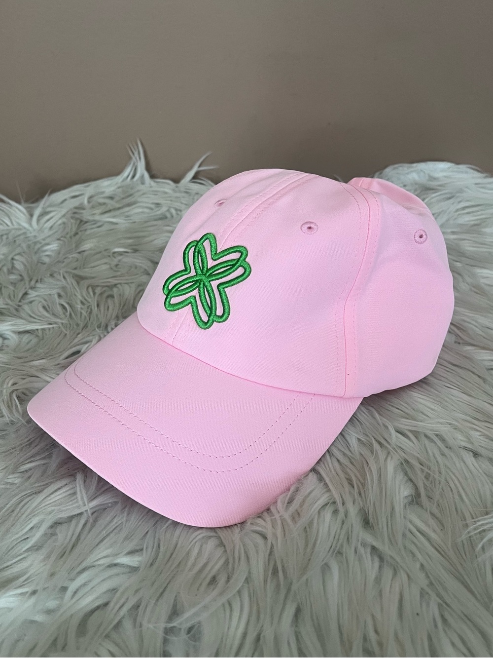 {Lilly Pulitzer} Logo Run Around Hat in Conch Shell Pink - Womens OS - NWT